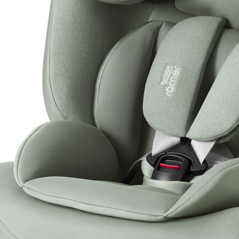 Britax Römer Advansafix Pro Car Seat – i‑Size Safety from 15 Months to 12 Years