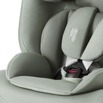 Britax Römer Advansafix Pro Car Seat – i‑Size Safety from 15 Months to 12 Years