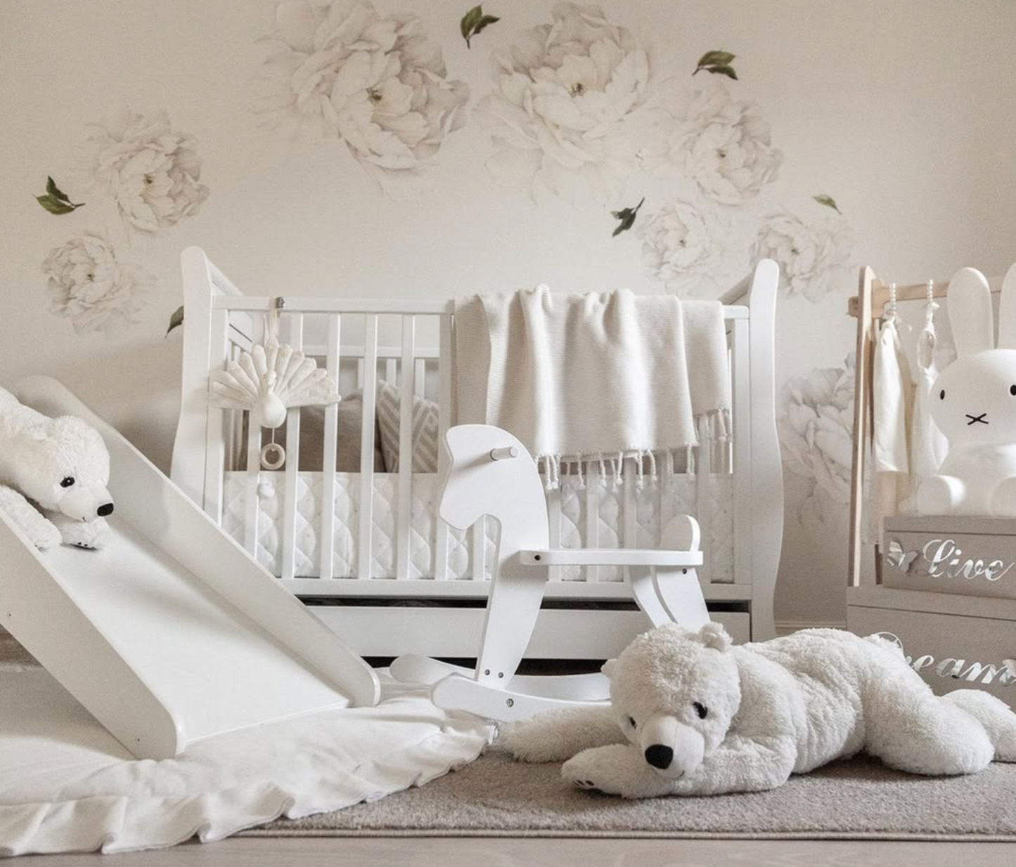 Cot Romantica Collection with Dropside and Drawer