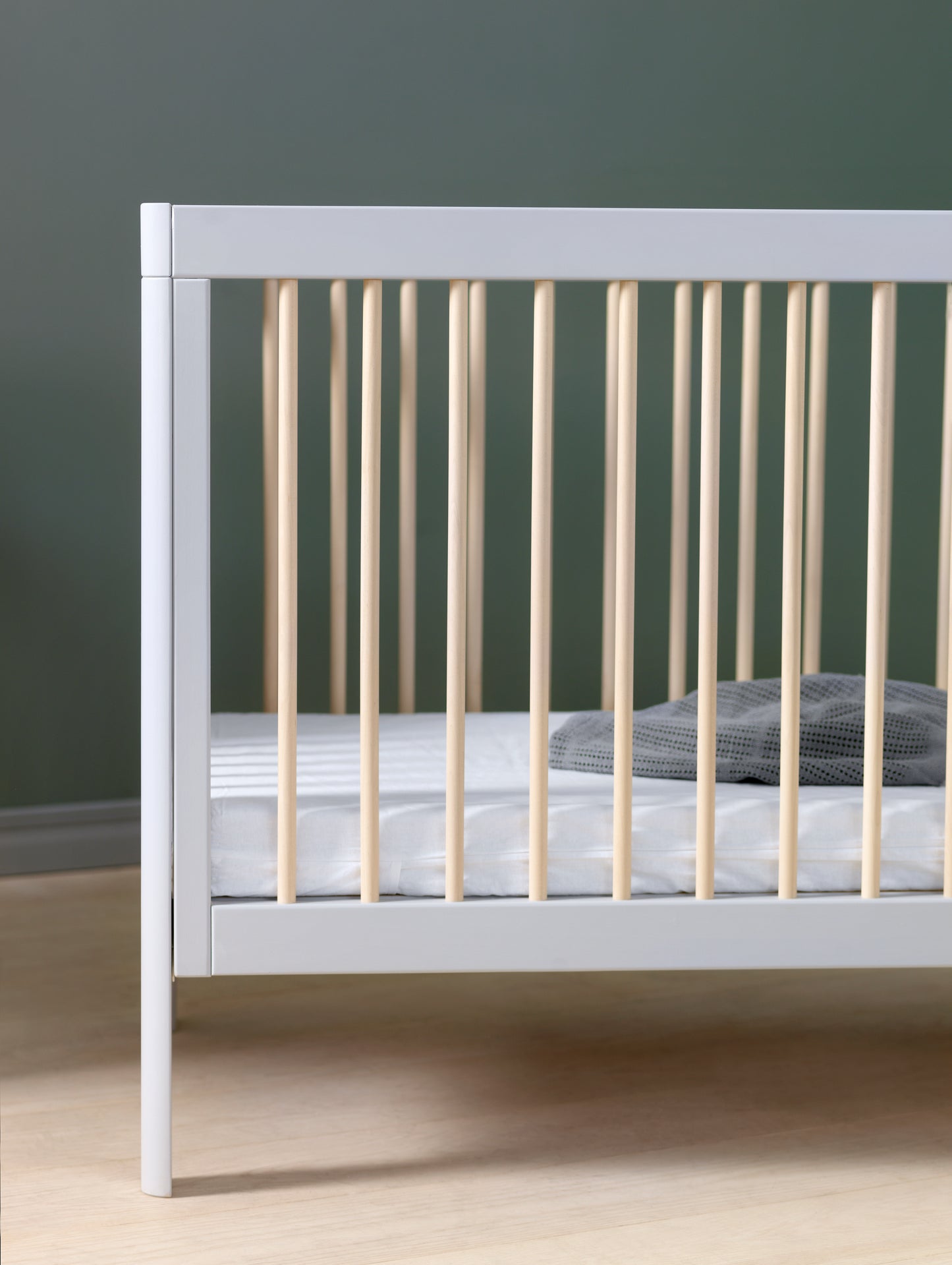 Cot Lukas Collection Soft Grey/Wax with Conversion Junior Rail